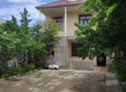 Satılır 5 otaqlı 180 m2 həyət evi Rəsulzadə