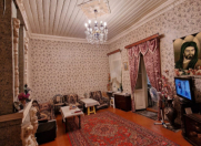 İcarəyə verilir 2 otaqlı 75 m2 köhnə tikili İçəri Şəhər m.