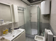 İcarəyə verilir 2 otaqlı 48 m2 yeni tikili Qurtuluş - 93 Yaşayış Kompleksi