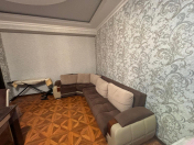 İcarəyə verilir 2 otaqlı 150 m2 yeni tikili 8 Noyabr m.