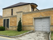 Satılır 5 otaqlı 5000 m2 bağ evi Mərdəkan