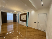 Satılır 3 otaqlı 142 m2 yeni tikili Xalqlar Dostluğu m.