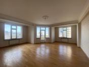 Satılır 3 otaqlı 110 m2 yeni tikili İnşaatçılar m.