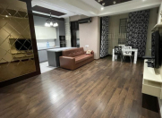 İcarəyə verilir 2 otaqlı 93 m2 yeni tikili Gənclik m.