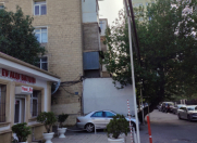 Satılır 1 otaqlı 35 m2 köhnə tikili İnşaatçılar m.