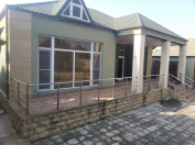 Satılır 4 otaqlı 200 m2 bağ evi Buzovna