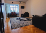 Satılır 2 otaqlı 55 m2 köhnə tikili Gənclik m.