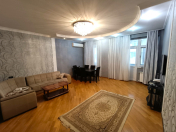 İcarəyə verilir 3 otaqlı 135 m2 yeni tikili Şah İsmayıl Xətai m.