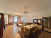 Satılır 4 otaqlı 210 m2 yeni tikili Elmlər Akademiyası m.