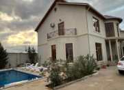 İcarəyə verilir 5 otaqlı 308 m2 bağ evi Şüvəlan