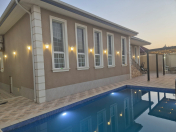 Satılır 5 otaqlı 4 m2 bağ evi Buzovna