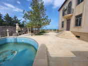 Satılır 5 otaqlı 300 m2 villa Novxanı