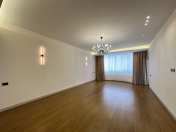 Satılır 3 otaqlı 147 m2 yeni tikili 28 May m.