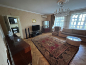 Satılır 3 otaqlı 80 m2 köhnə tikili Nəsimi m.