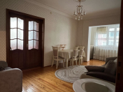 Satılır 2 otaqlı 60 m2 köhnə tikili 8 mkr