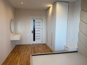 Satılır 3 otaqlı 80 m2 yeni tikili 8 Noyabr m.