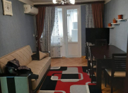 Satılır 3 otaqlı 60 m2 köhnə tikili İnşaatçılar m.