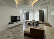 Satılır 2 otaqlı 80 m2 yeni tikili 28 May m.