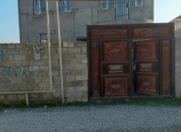 Satılır 8 otaqlı 300 m2 həyət evi Binə