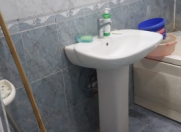 İcarəyə verilir 3 otaqlı 130 m2 köhnə tikili Yeni Yasamal