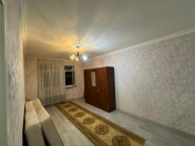 Satılır 2 otaqlı 55 m2 köhnə tikili Əhmədli m.