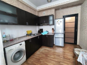 Satılır 3 otaqlı 120 m2 yeni tikili Qara Qarayev m.