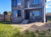 Satılır 5 otaqlı 160 m2 bağ evi Novxanı