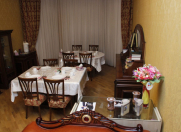 İcarəyə verilir 1 otaqlı 20 m2 köhnə tikili İnşaatçılar m.