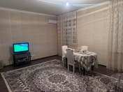 İcarəyə verilir 4 otaqlı 136 m2 yeni tikili Hövsan