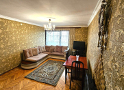 Satılır 3 otaqlı 75 m2 köhnə tikili Nəsimi r.