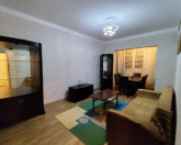 İcarəyə verilir 2 otaqlı 60 m2 köhnə tikili Xalqlar Dostluğu m.