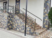 Satılır 5 otaqlı 250 m2 həyət evi Oğuz