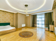 Satılır 4 otaqlı 160 m2 yeni tikili İçəri Şəhər m.