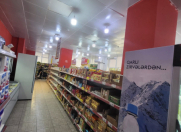 İcarəyə verilir 2 otaqlı 137 m2 obyekt Neftçilər m.