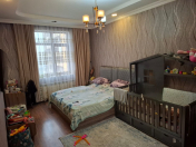 Satılır 4 otaqlı 148 m2 yeni tikili 20 yanvar m.