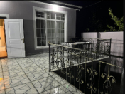 İcarəyə verilir 4 otaqlı 150 m2 villa Qax