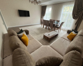 Satılır 12 otaqlı 316 m2 həyət evi Badamdar