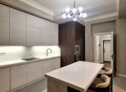 İcarəyə verilir 3 otaqlı 145 m2 yeni tikili Ağ şəhər