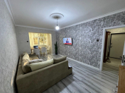 Satılır 3 otaqlı 85 m2 köhnə tikili İçəri Şəhər m.