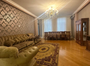 Satılır 3 otaqlı 165 m2 yeni tikili İnşaatçılar m.