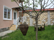 İcarəyə verilir 2 otaqlı 50 m2 həyət evi Qəbələ