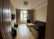 İcarəyə verilir 2 otaqlı 60 m2 köhnə tikili Nəriman Nərimanov m.