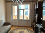 Satılır 3 otaqlı 80 m2 köhnə tikili Gənclik m.