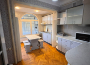 İcarəyə verilir 2 otaqlı 75 m2 köhnə tikili Nəriman Nərimanov m.