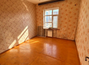 Satılır 2 otaqlı 42 m2 köhnə tikili Qara Qarayev m.