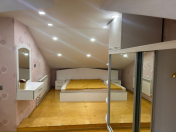 İcarəyə verilir 2 otaqlı 54 m2 köhnə tikili ABŞ səfirliyi