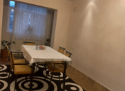 Satılır 3 otaqlı 85 m2 köhnə tikili 8 mkr