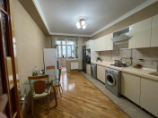 Satılır 3 otaqlı 121 m2 yeni tikili 9 mkr