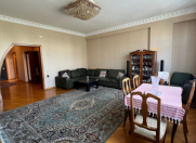 Satılır 4 otaqlı 175 m2 yeni tikili Gənclik m.