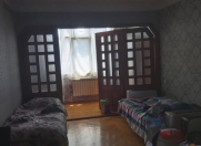 Satılır 2 otaqlı 60 m2 köhnə tikili Gənclik m.